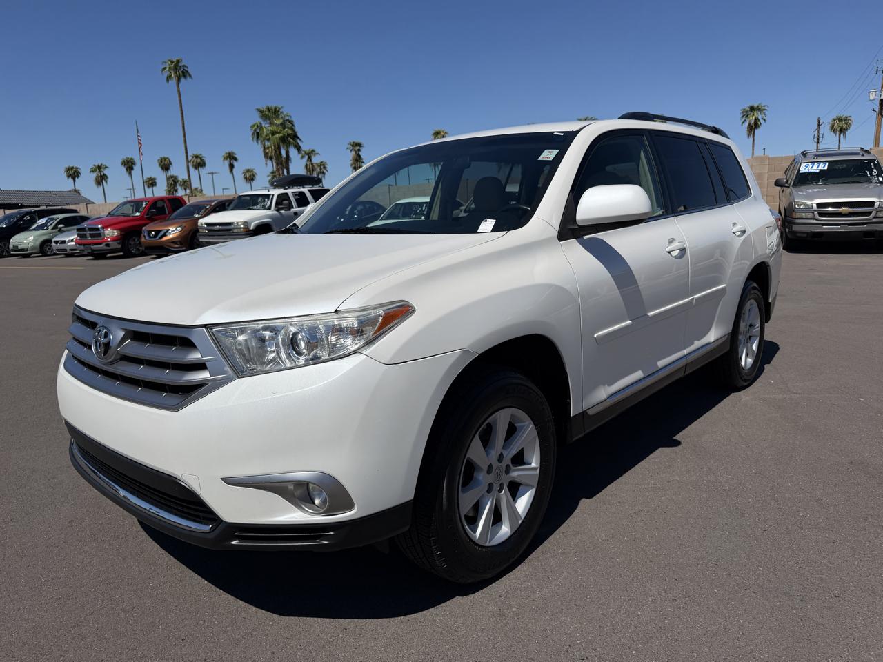Toyota Highlander Base 2WD V6 2013
