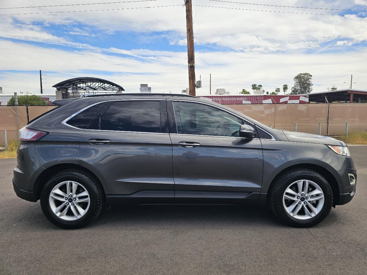Ford Edge SEL FWD 2016