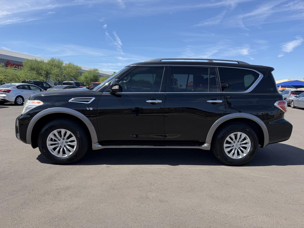 Nissan Armada Platinum AWD 2017