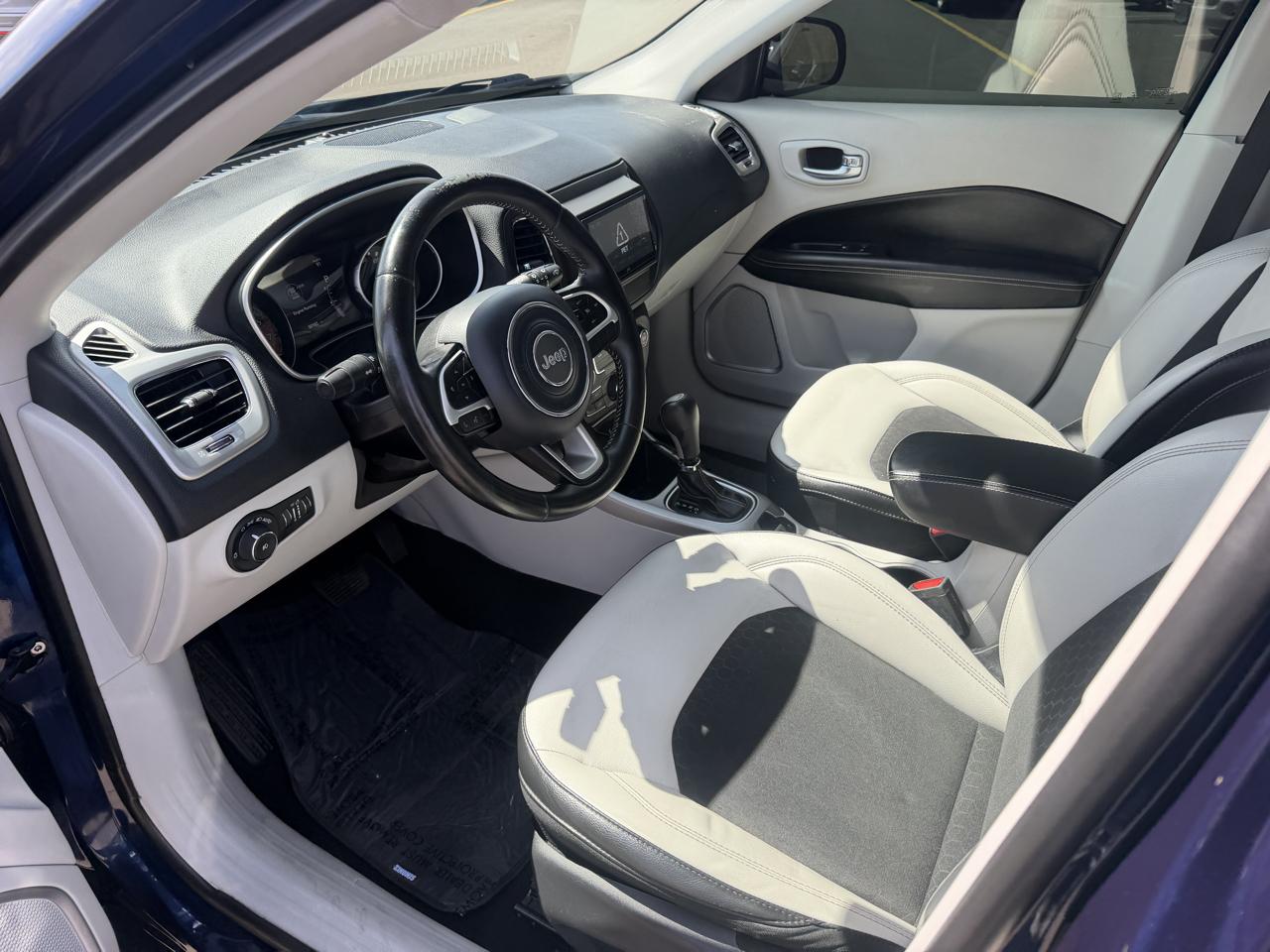 Jeep Compass Latitude FWD 2019