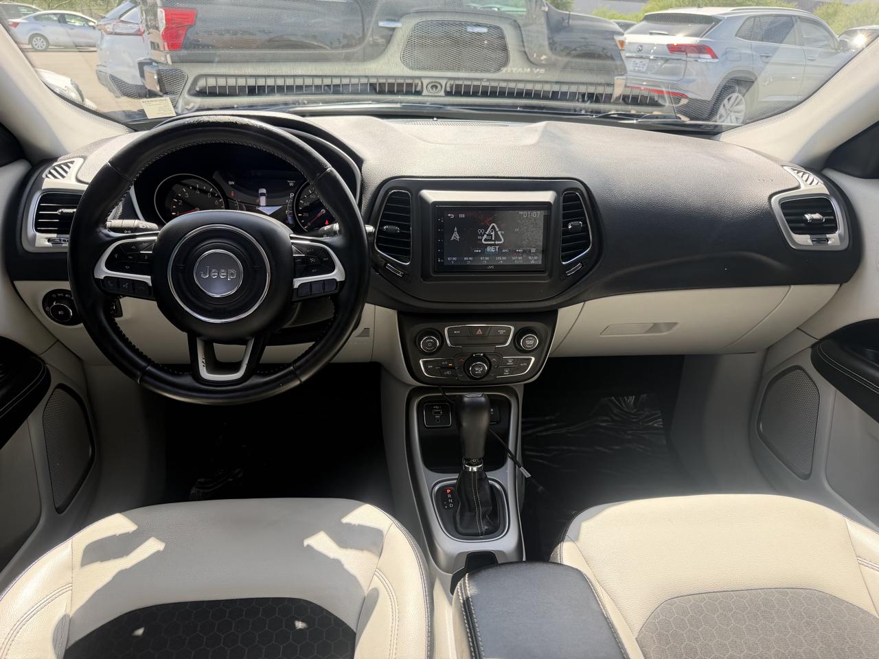 Jeep Compass Latitude FWD 2019