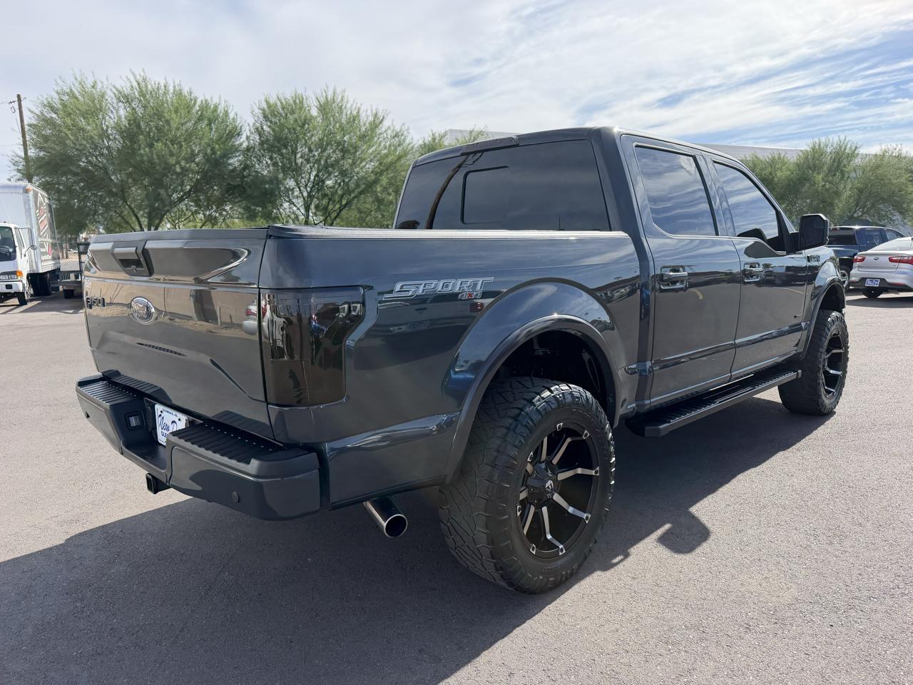 Ford F-150 2WD SuperCrew 139" XLT 2016