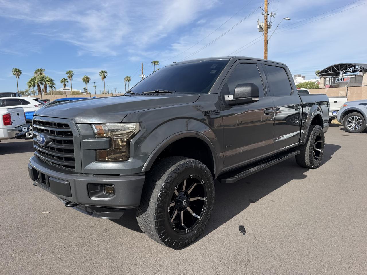 Ford F-150 2WD SuperCrew 139" XLT 2016