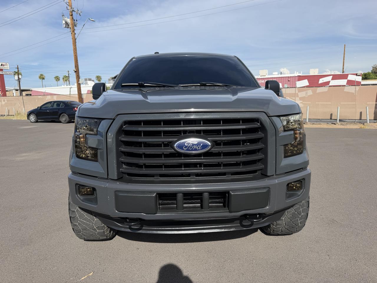 Ford F-150 2WD SuperCrew 139" XLT 2016