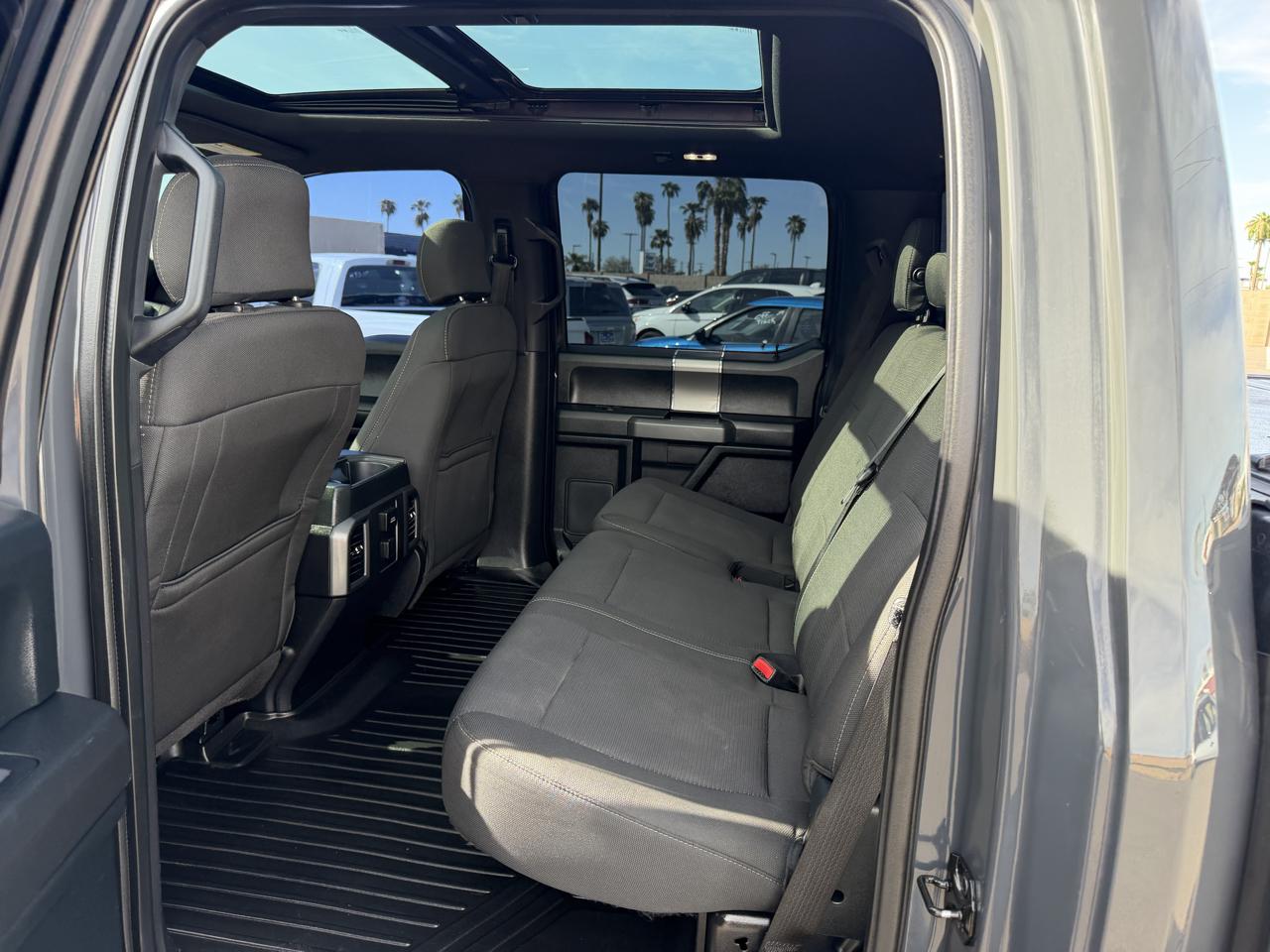 Ford F-150 2WD SuperCrew 139" XLT 2016