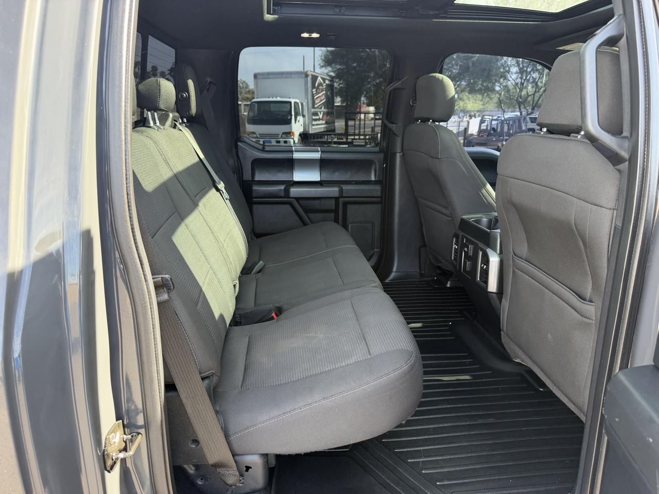 Ford F-150 2WD SuperCrew 139" XLT 2016