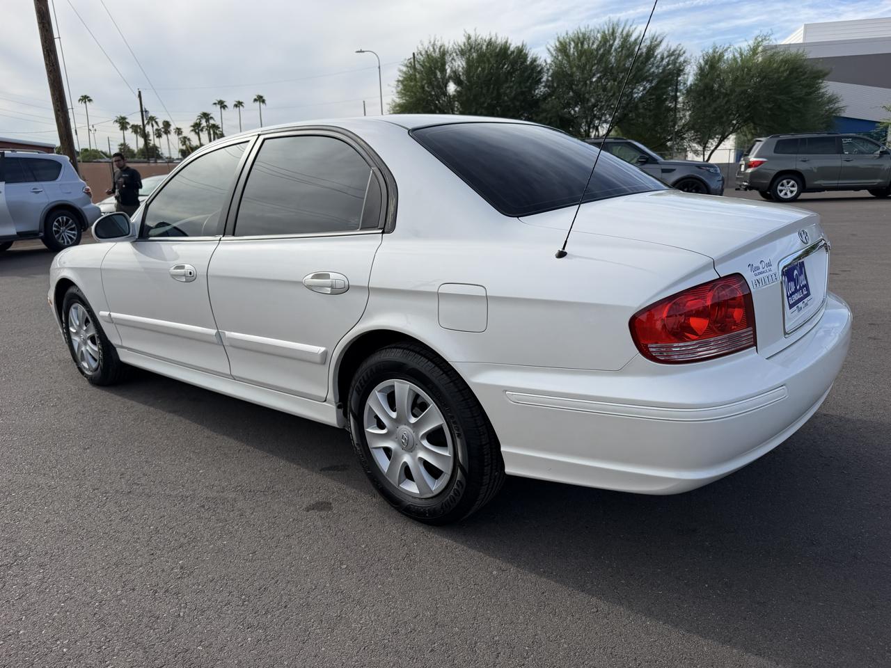 Hyundai Sonata Base 2004