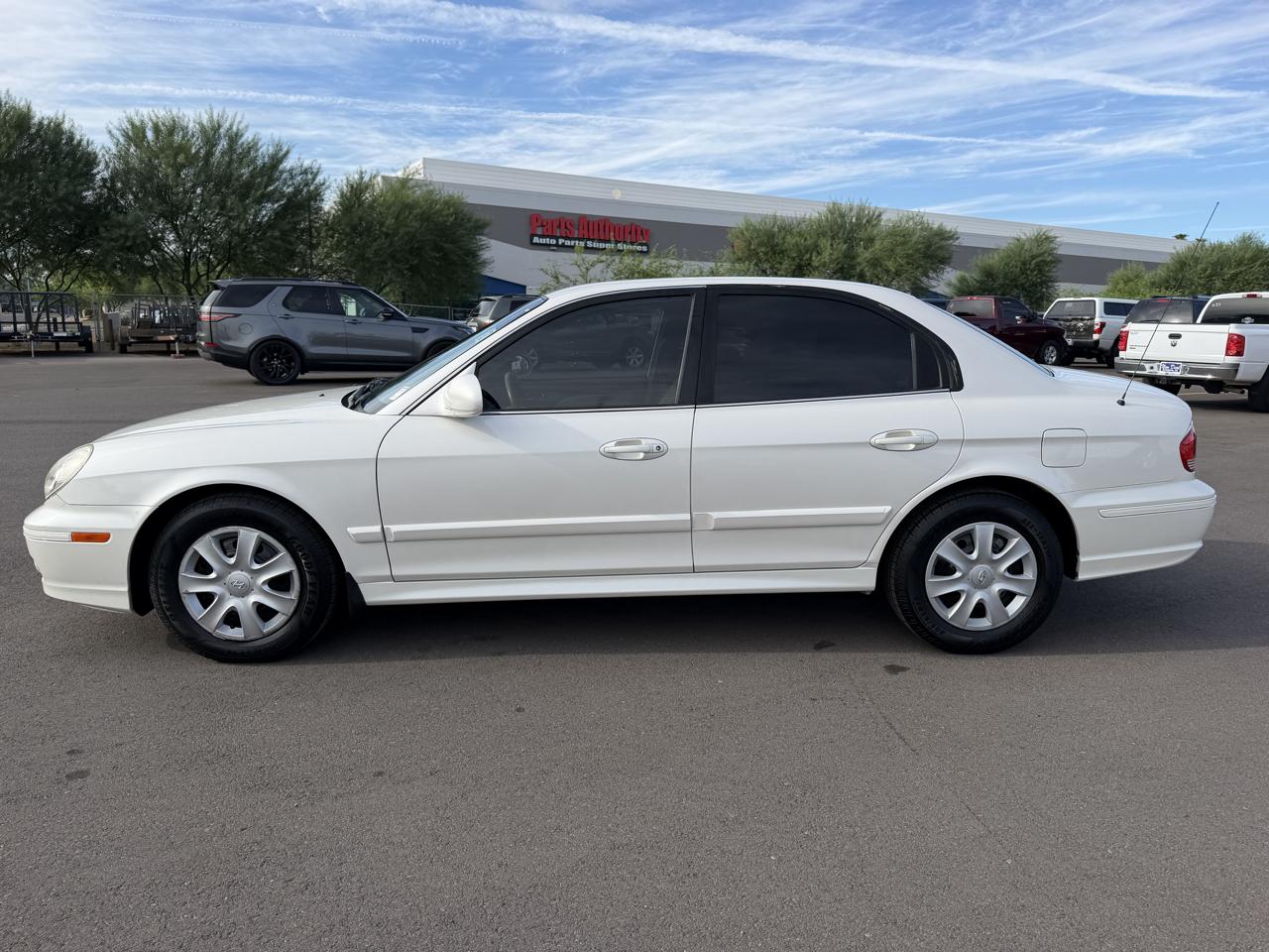 Hyundai Sonata Base 2004