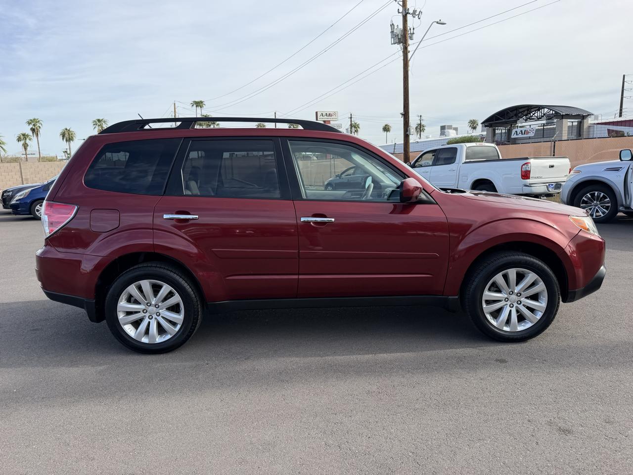 Subaru Forester 2.5X Limited 2011