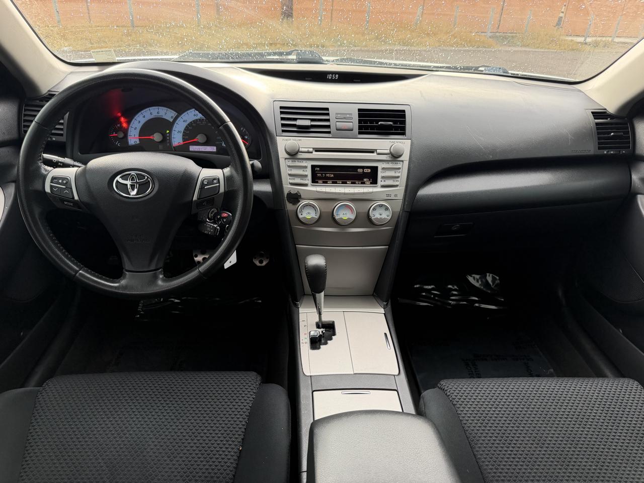 Toyota Camry Base 6-Spd AT 2011