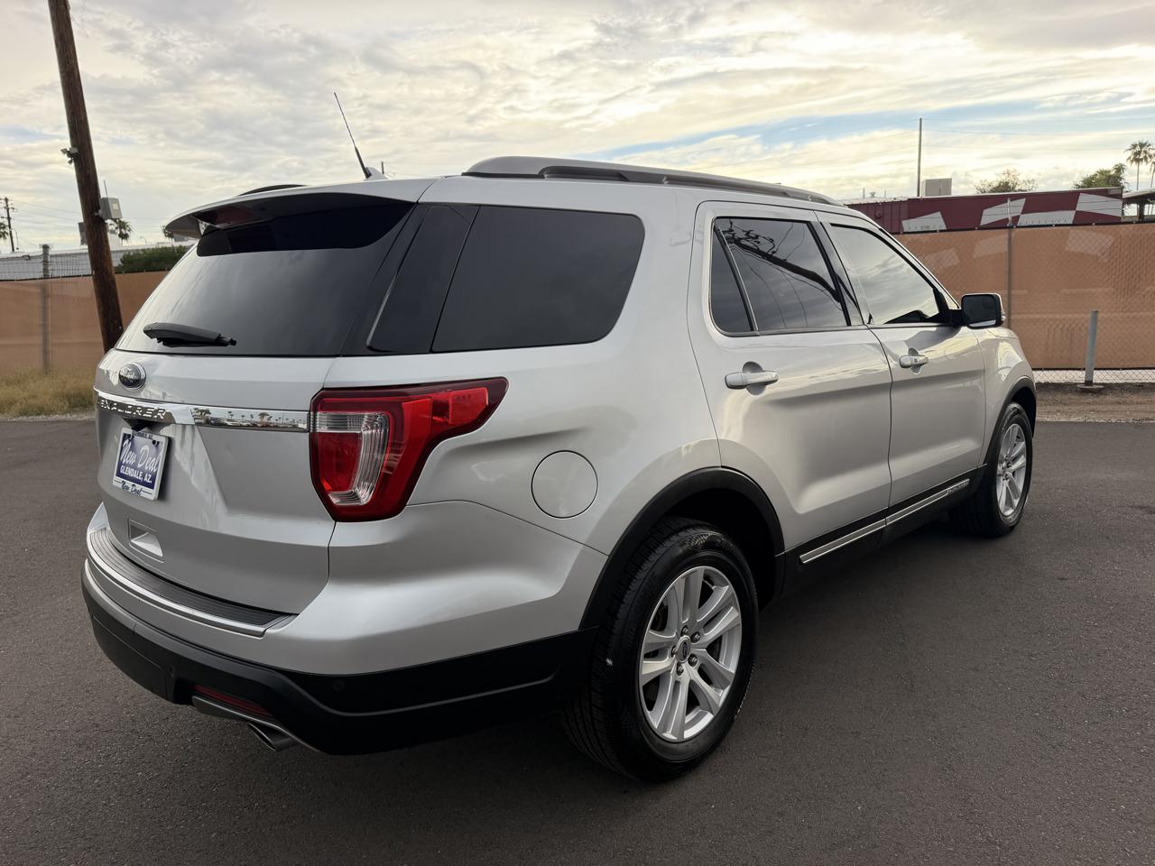 Ford Explorer 2WD 4dr V6 XLT 2018
