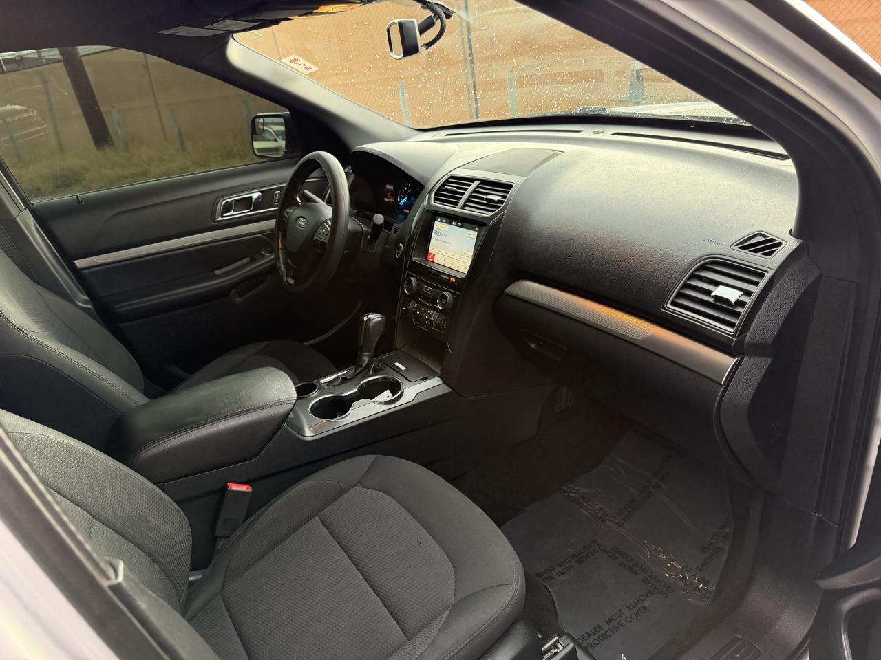 Ford Explorer 2WD 4dr V6 XLT 2018