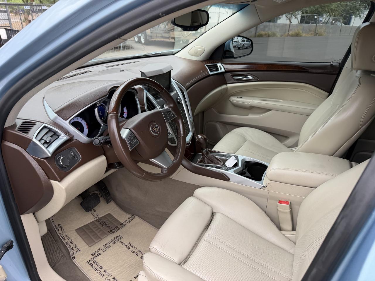 Cadillac SRX Luxury Collection 2011