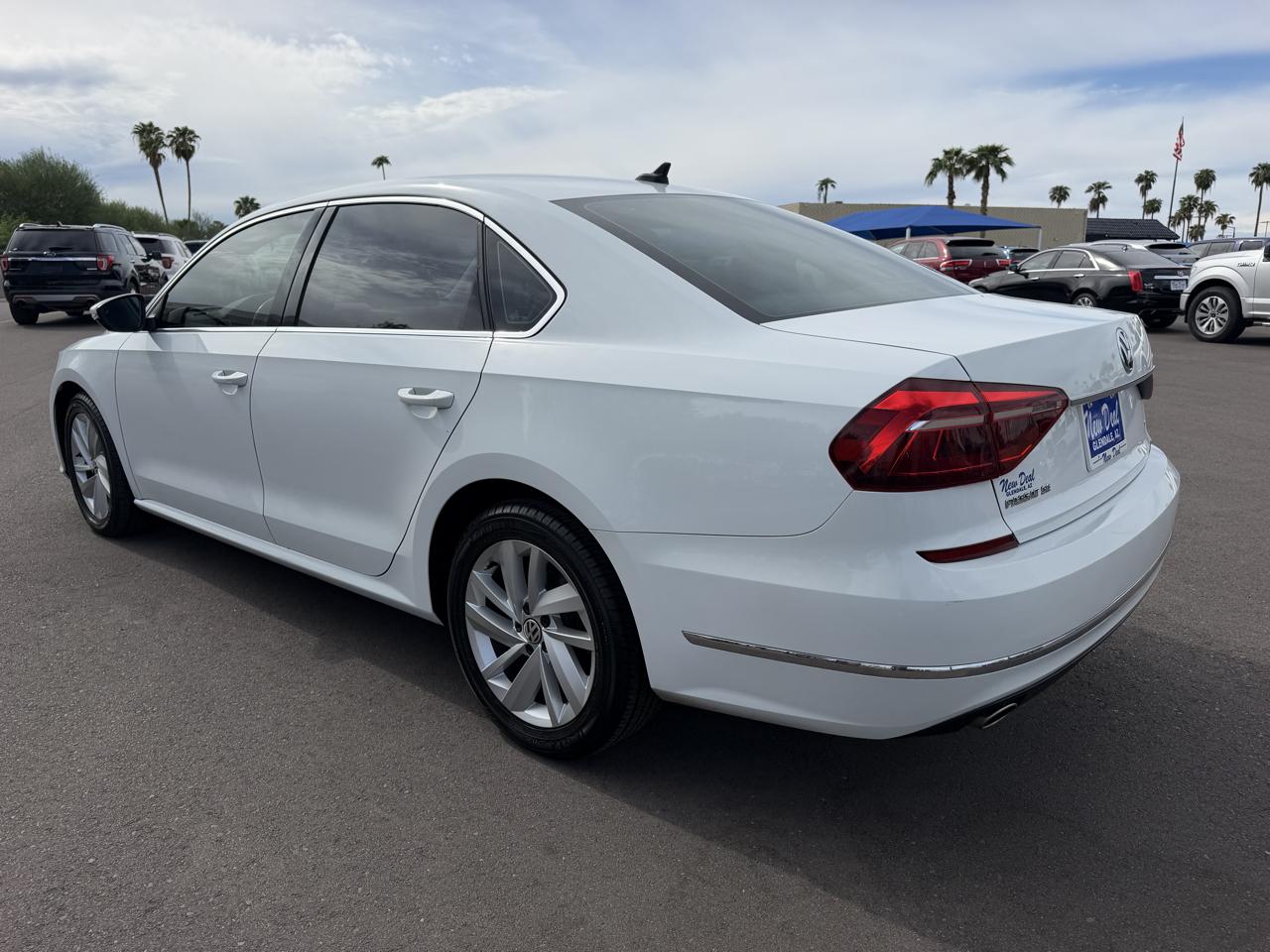 Volkswagen Passat SE 2018