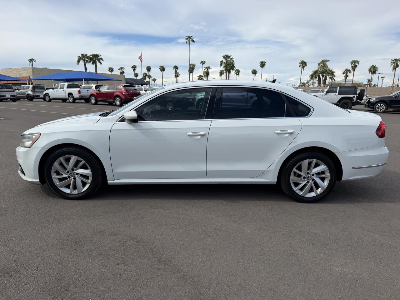 Volkswagen Passat SE 2018