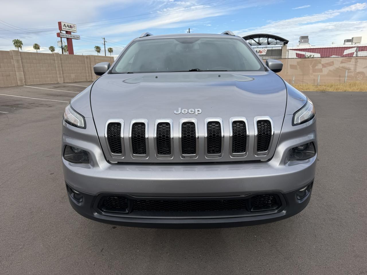 Jeep Cherokee Latitude Plus FWD 2018