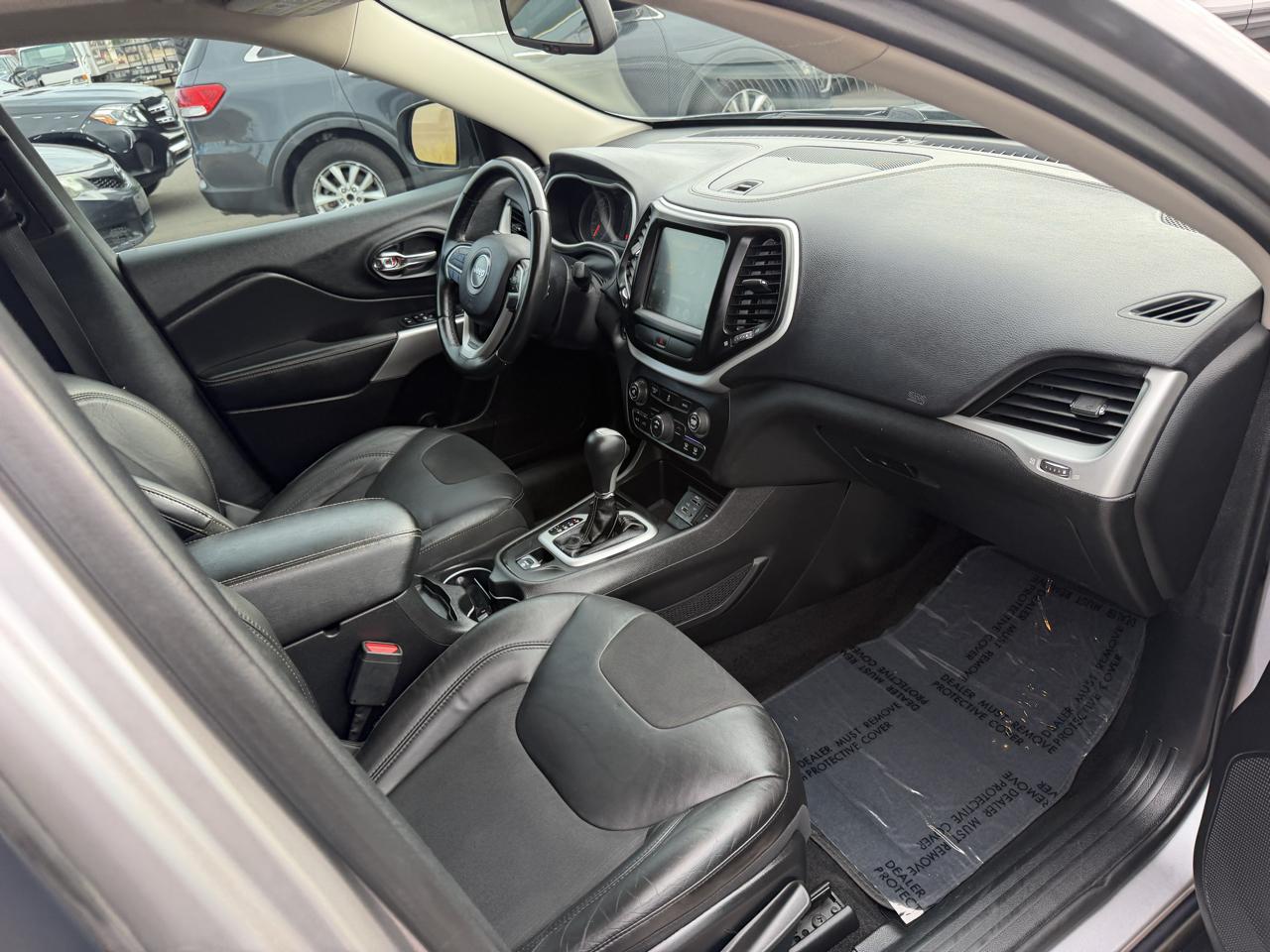 Jeep Cherokee Latitude Plus FWD 2018