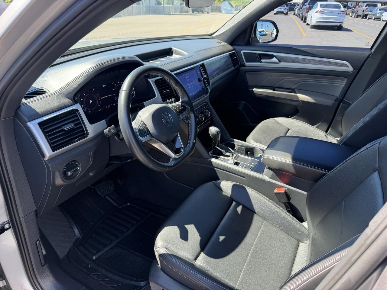 Volkswagen Atlas Cross Sport V6 SE w/Technology 2022