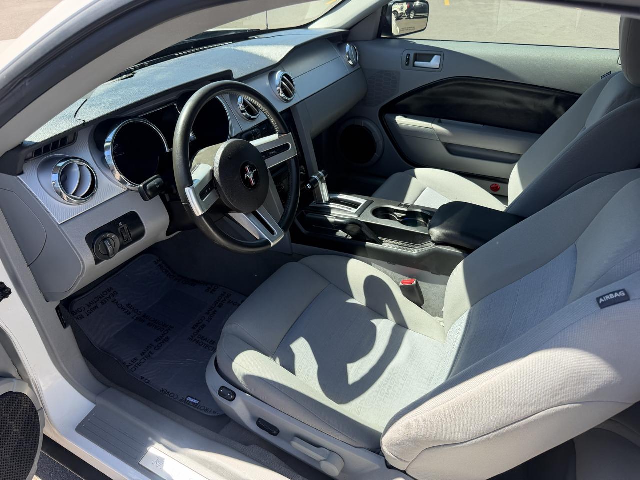 Ford Mustang V6 Coupe 2009