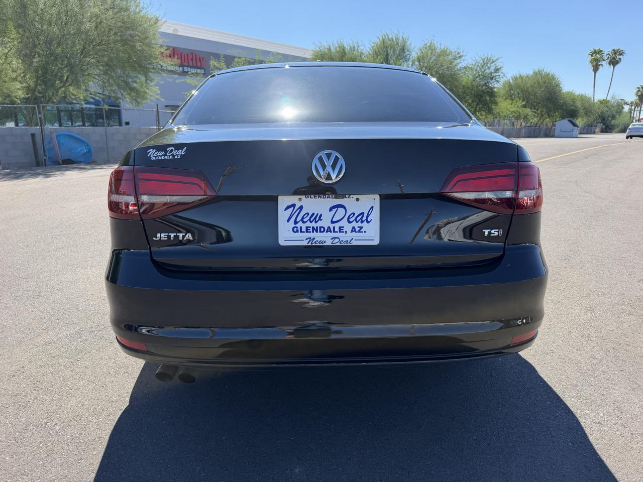 Volkswagen Jetta 1.4T S 6A 2017