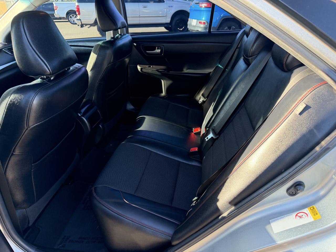 Toyota Camry SE 2017