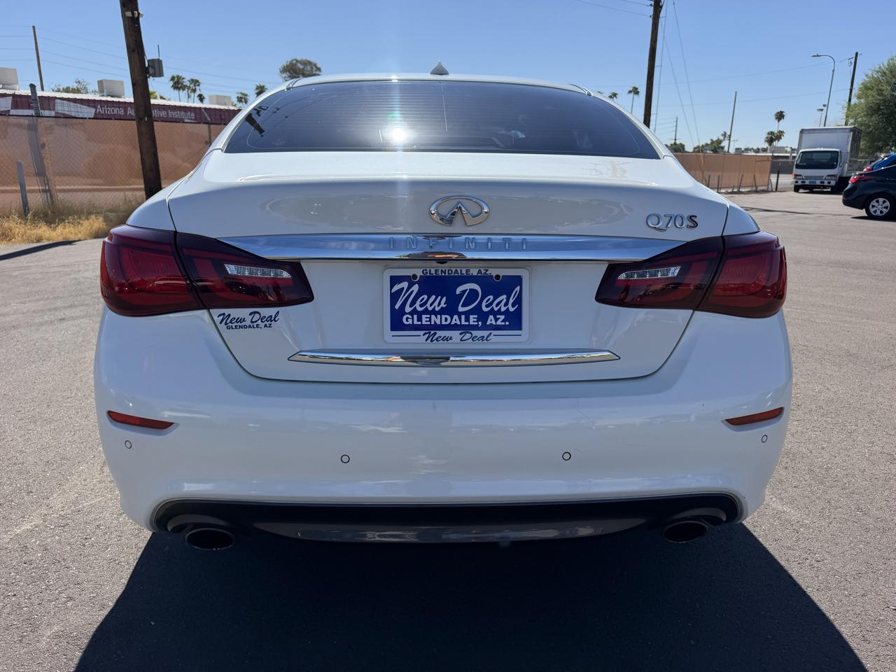 Infiniti Q70 37 2016