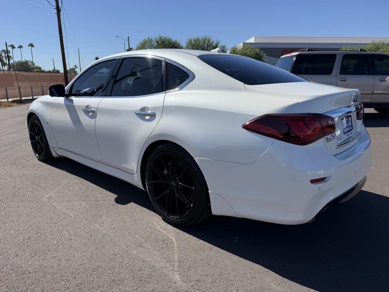 Infiniti Q70 37 2016