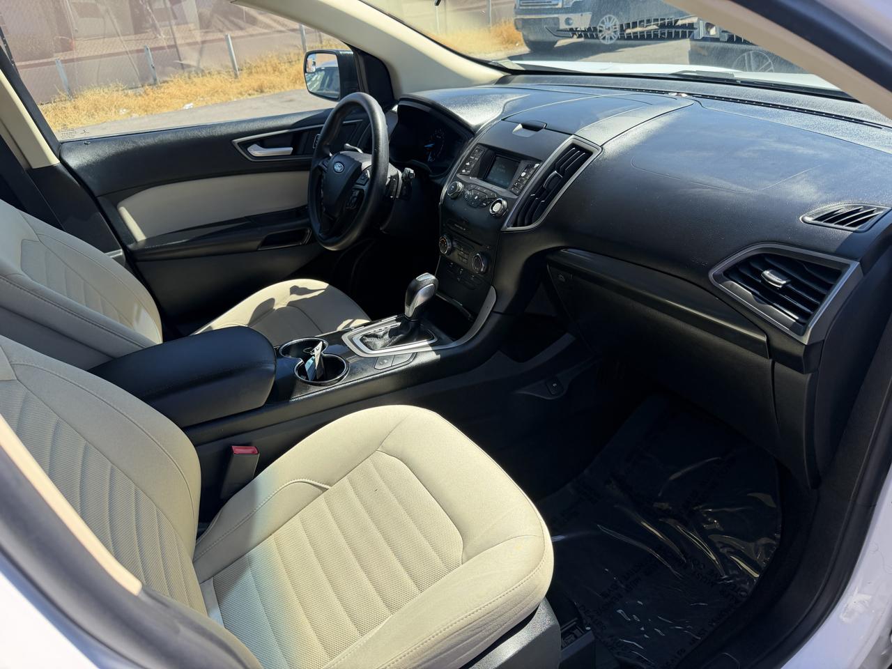 Ford Edge SE FWD 2016
