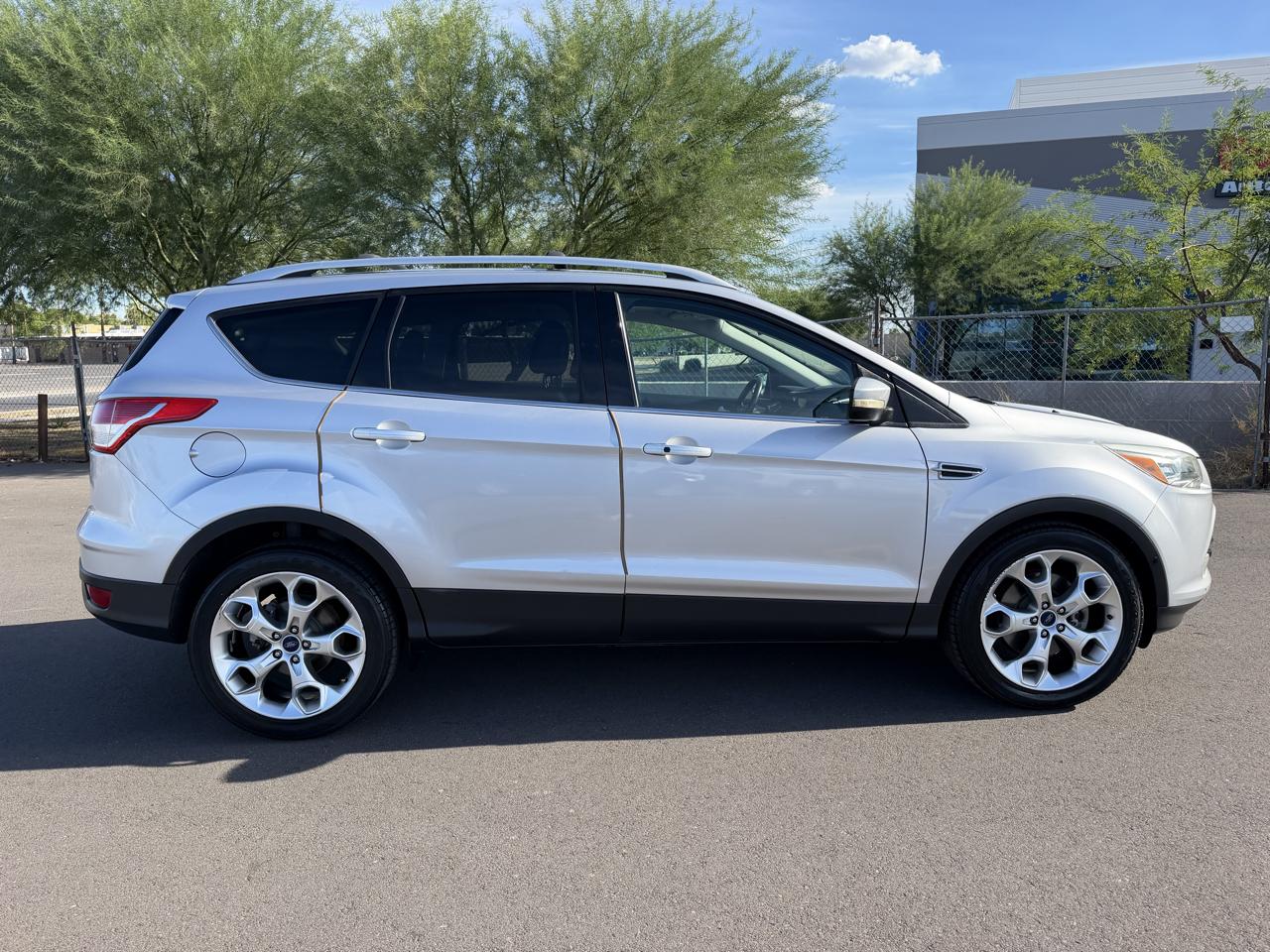 Ford Escape Titanium FWD 2013