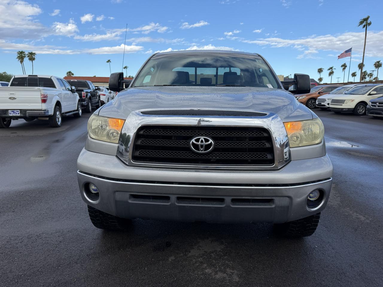 Toyota Tundra 4WD CrewMax 145.7" 5.7L SR5 (Natl) 2007