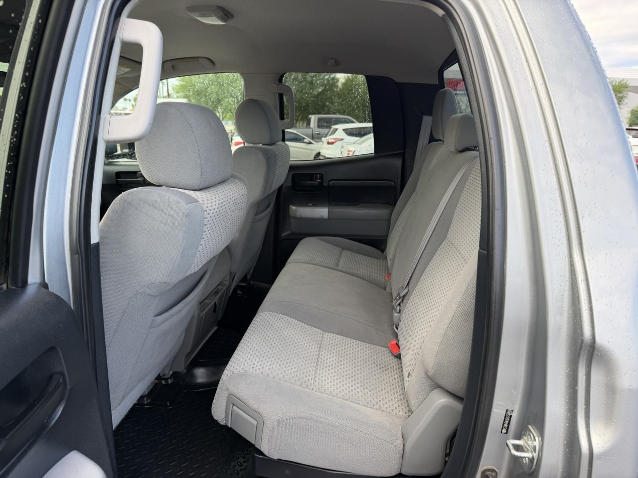 Toyota Tundra 4WD CrewMax 145.7" 5.7L SR5 (Natl) 2007
