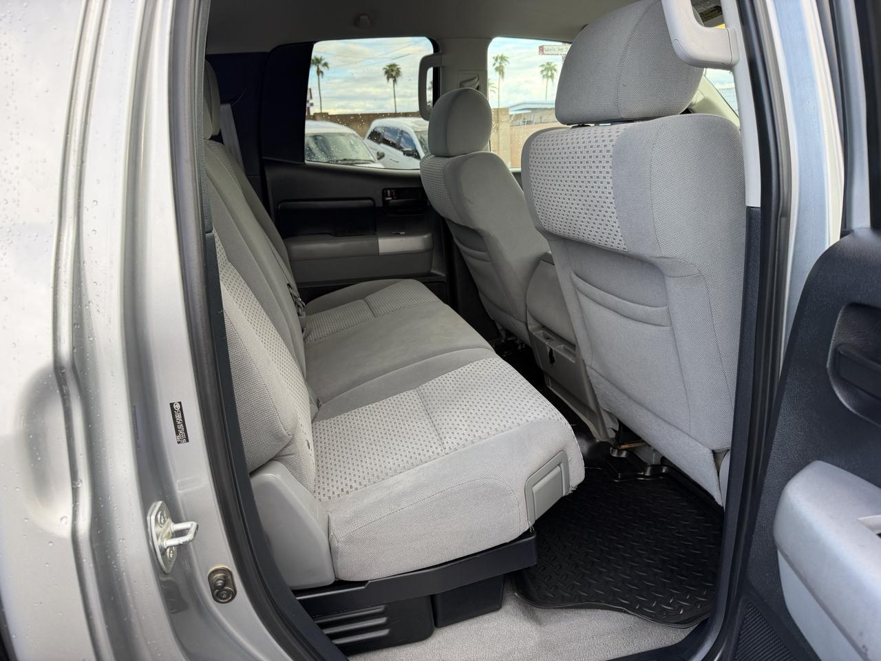 Toyota Tundra 4WD CrewMax 145.7" 5.7L SR5 (Natl) 2007