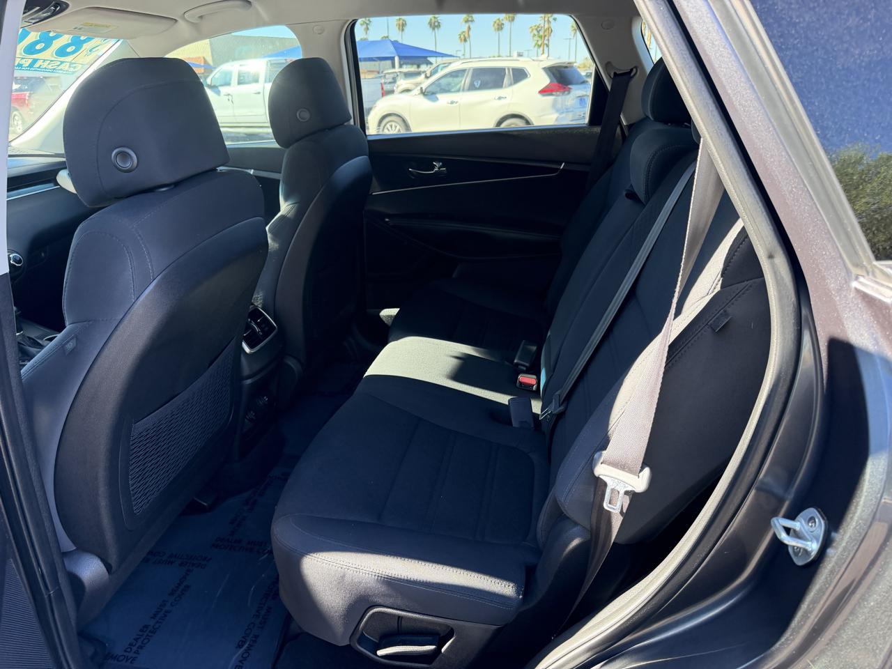 Kia Sorento L 2WD 2017