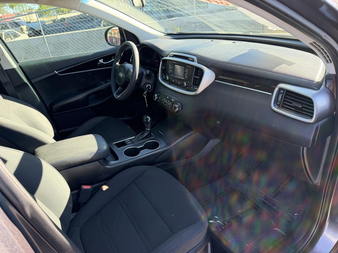 Kia Sorento L 2WD 2017