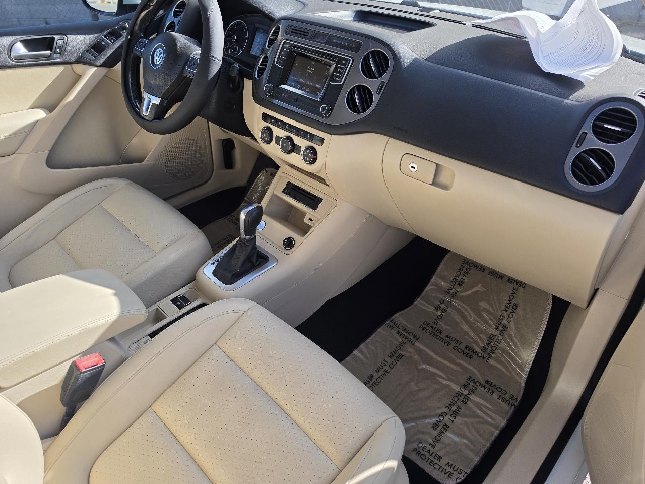 Volkswagen Tiguan SE 2016