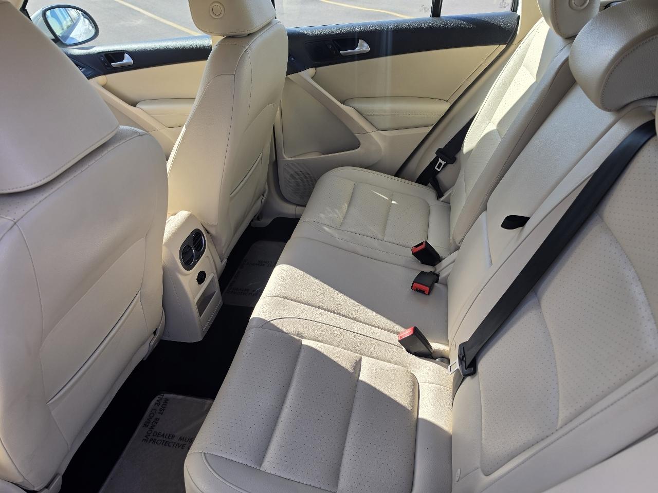 Volkswagen Tiguan SE 2016