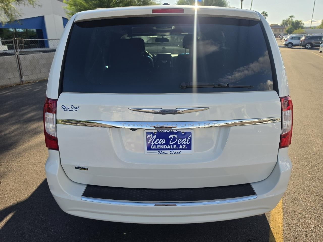 Chrysler Town & Country Touring 2012