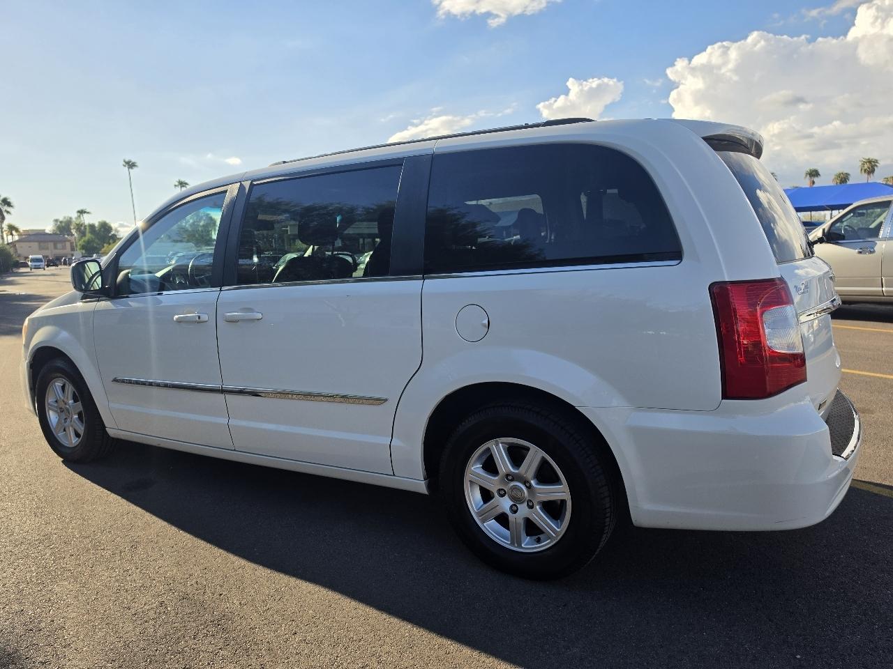 Chrysler Town & Country Touring 2012