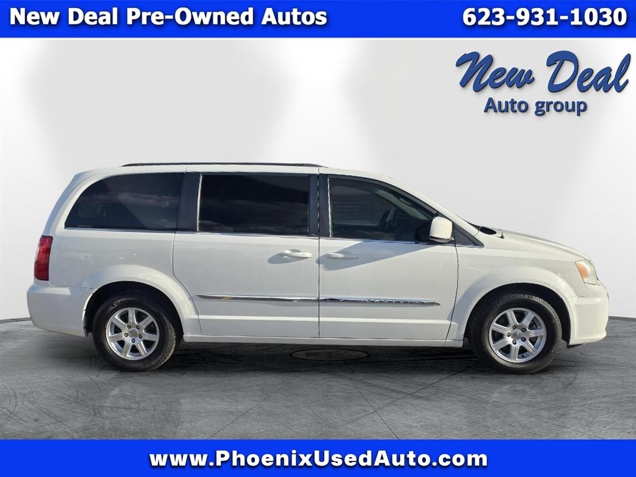 Chrysler Town & Country Touring 2012