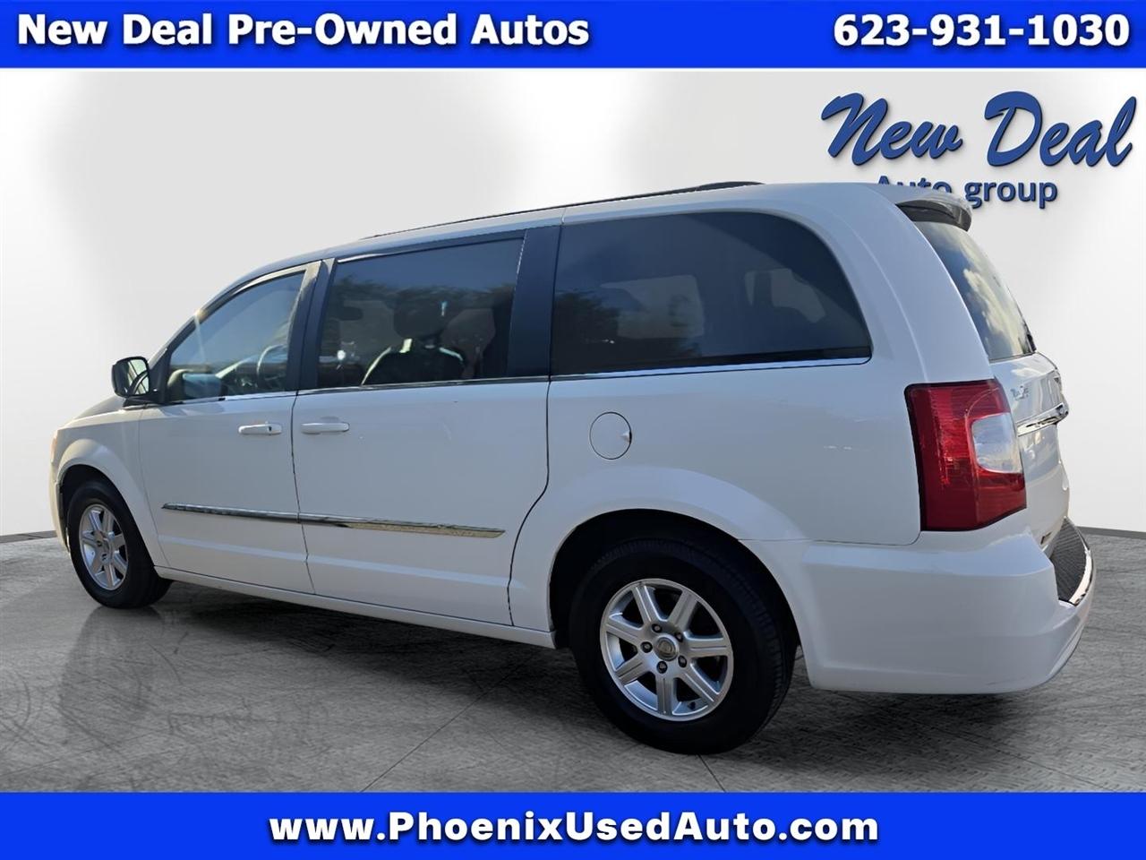 Chrysler Town & Country Touring 2012
