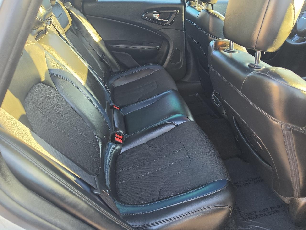 Chrysler 200 S 2016