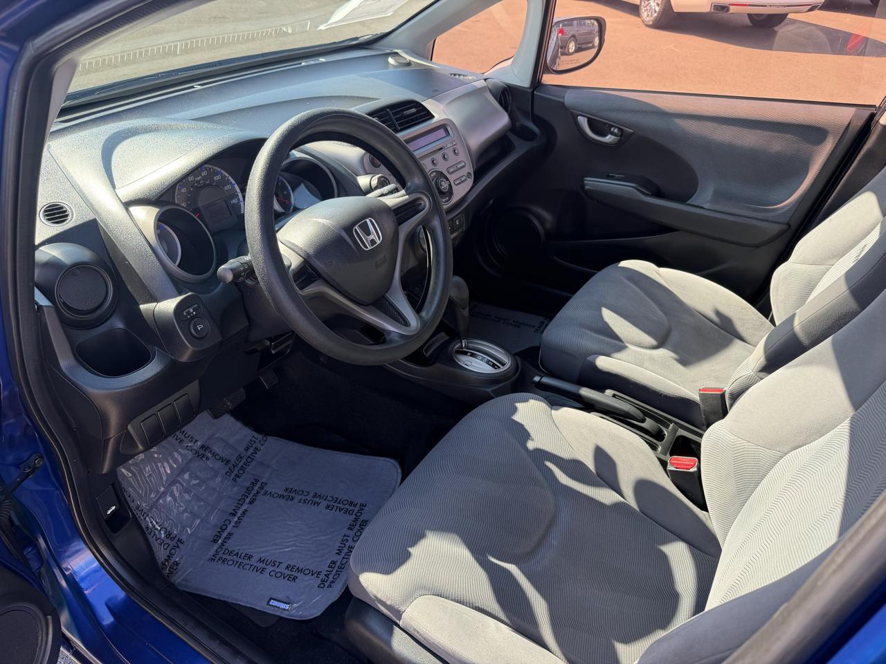Honda Fit 5-Speed AT 2010