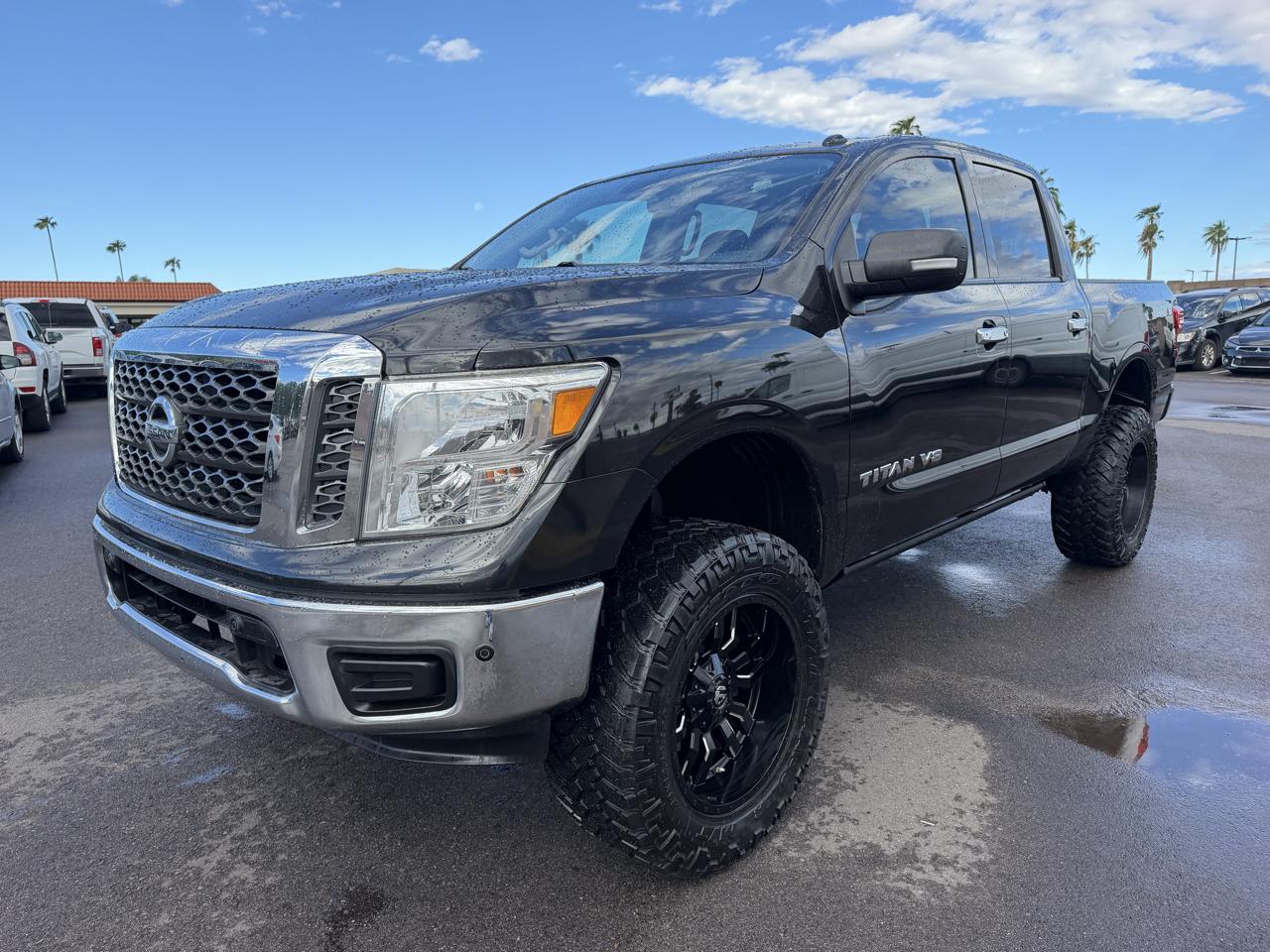 Nissan Titan Platinum Reserve Crew Cab 2WD 2018