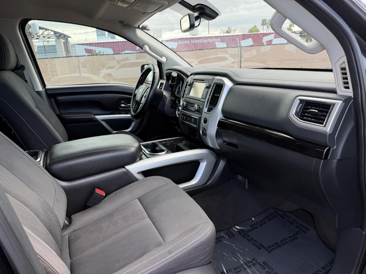Nissan Titan Platinum Reserve Crew Cab 2WD 2018
