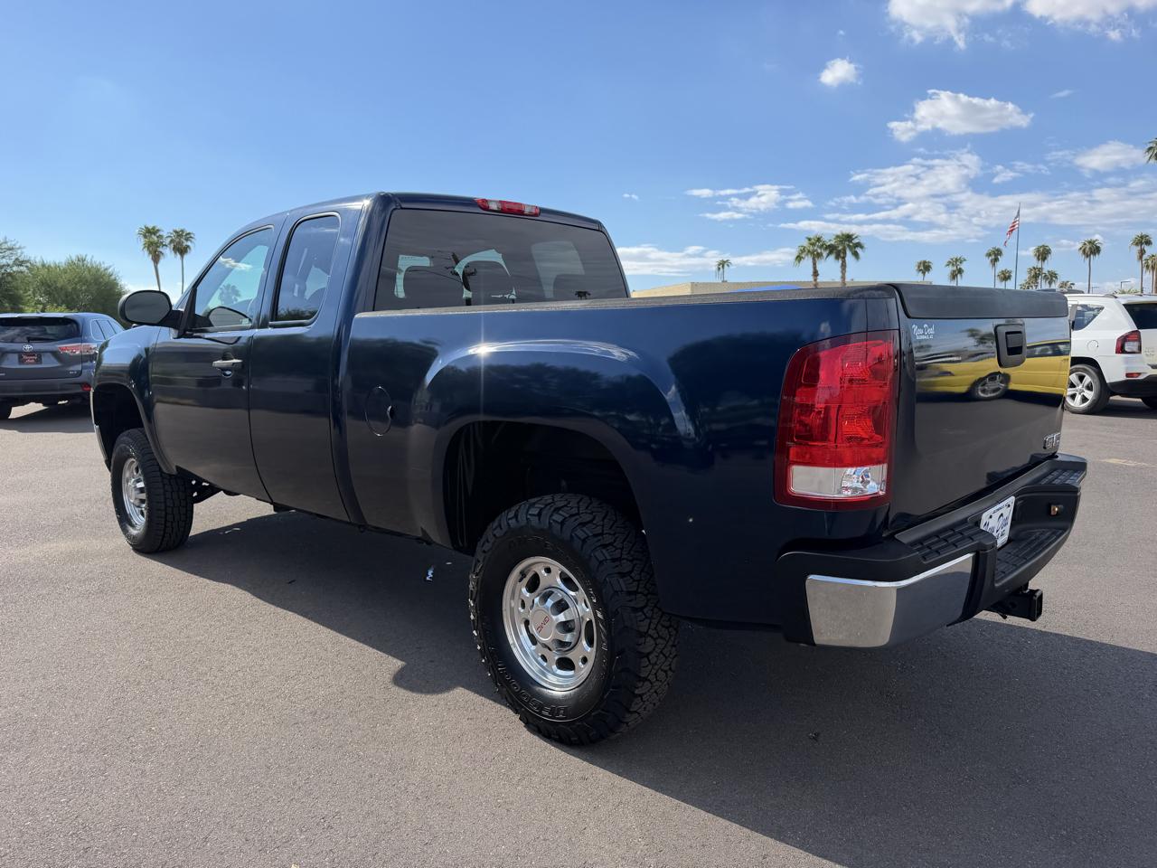 GMC Sierra 2500HD 4WD Ext Cab 143.5" SLE 2010