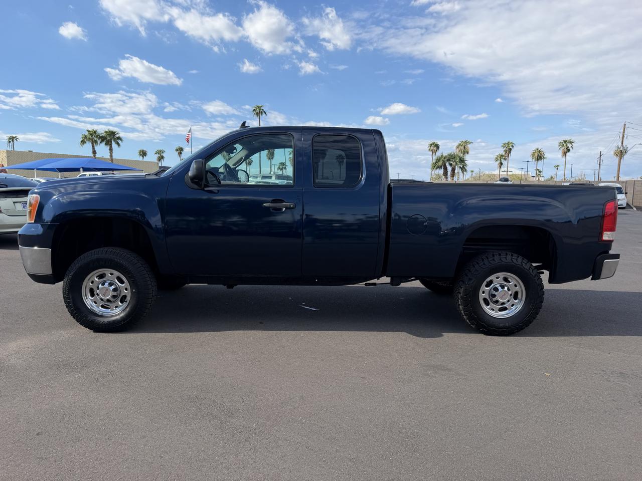 GMC Sierra 2500HD 4WD Ext Cab 143.5" SLE 2010