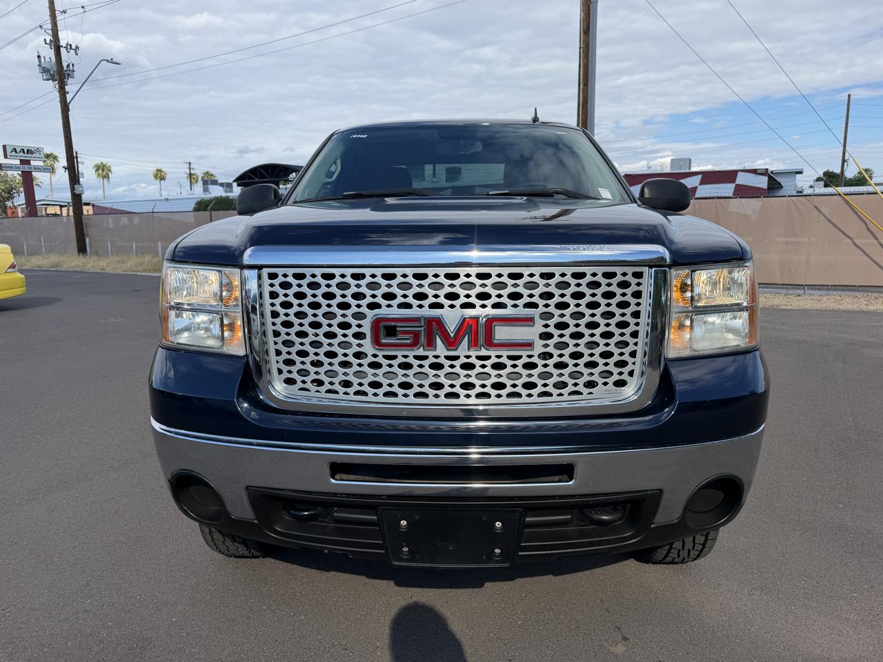 GMC Sierra 2500HD 4WD Ext Cab 143.5" SLE 2010