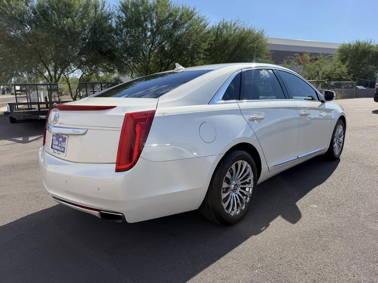 Cadillac XTS Luxury 2013
