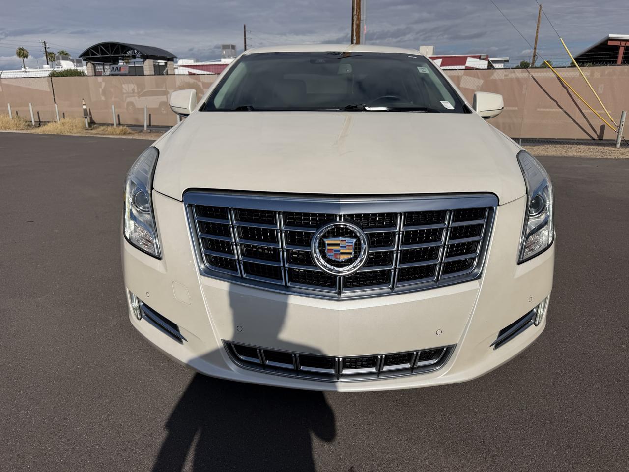 Cadillac XTS Luxury 2013