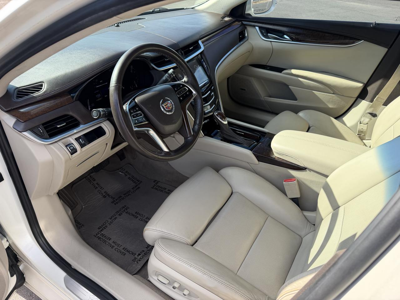 Cadillac XTS Luxury 2013